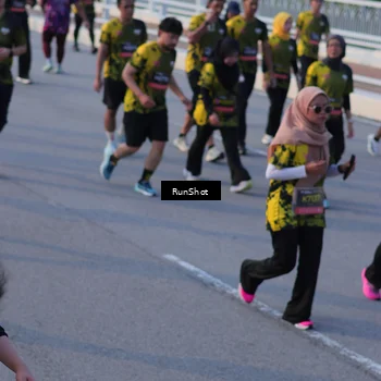 Runner Photo 7120222