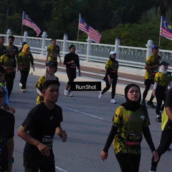 Runner Photo 7120230