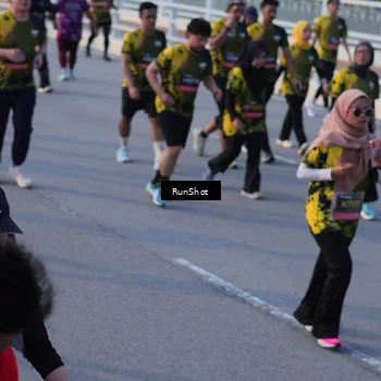 Runner Photo 7120236