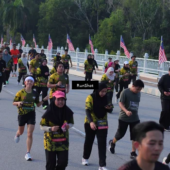 Runner Photo 7120254