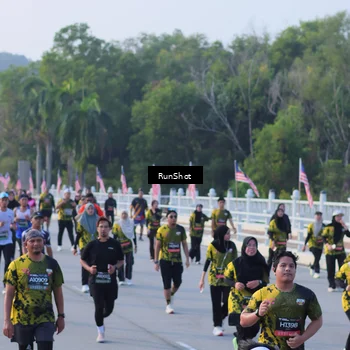 Runner Photo 7120258