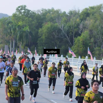 Runner Photo 7120262