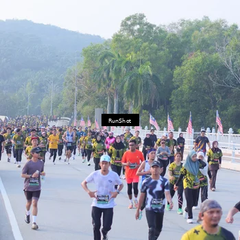 Runner Photo 7120280