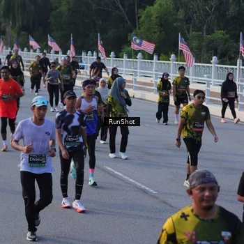 Runner Photo 7120294