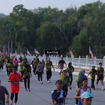 Runner Photo 7120307