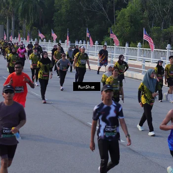 Runner Photo 7120317