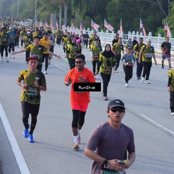 Runner Photo 7120321