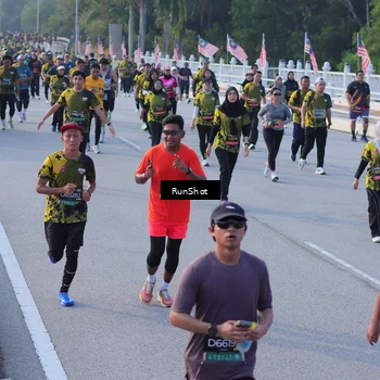 Runner Photo 7120326