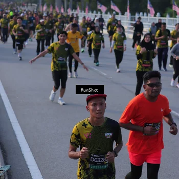 Runner Photo 7120343