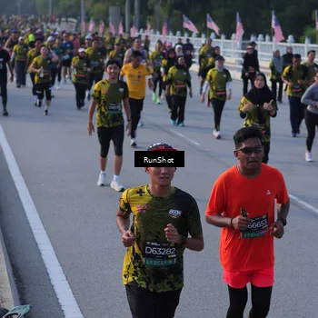 Runner Photo 7120344