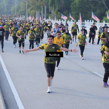 Runner Photo 7120352
