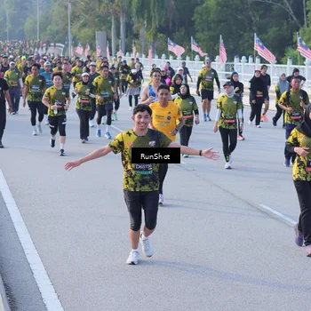 Runner Photo 7120356