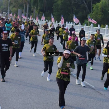 Runner Photo 7120364