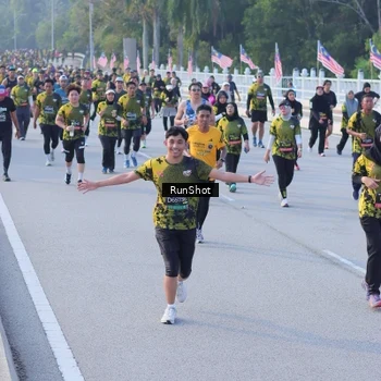 Runner Photo 7120366