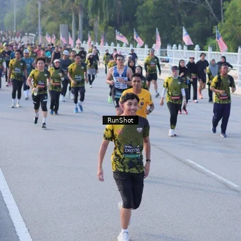 Runner Photo 7120367