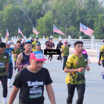 Runner Photo 7120388