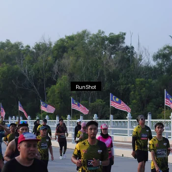 Runner Photo 7120392