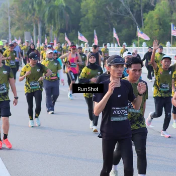 Runner Photo 7120396