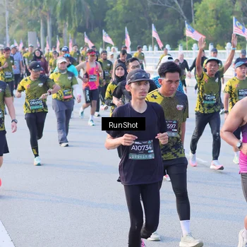 Runner Photo 7120398