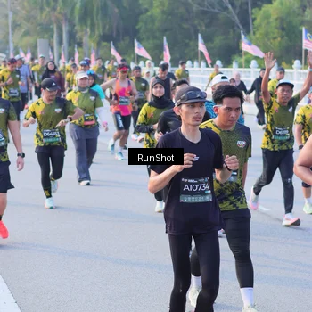 Runner Photo 7120399