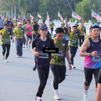 Runner Photo 7120402