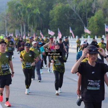 Runner Photo 7120406