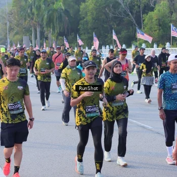 Runner Photo 7120418