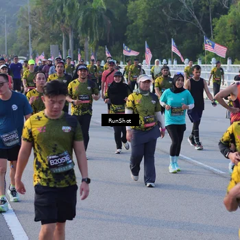 Runner Photo 7120430