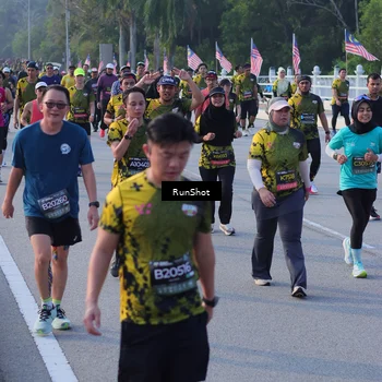 Runner Photo 7120436