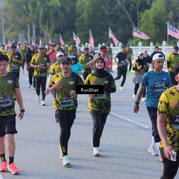 Runner Photo 7120438