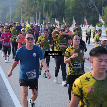 Runner Photo 7120451