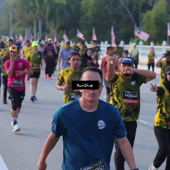 Runner Photo 7120464