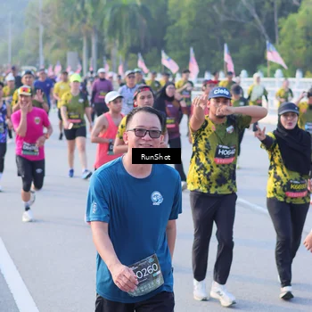 Runner Photo 7120465