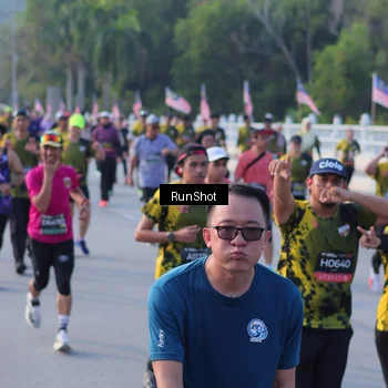 Runner Photo 7120477