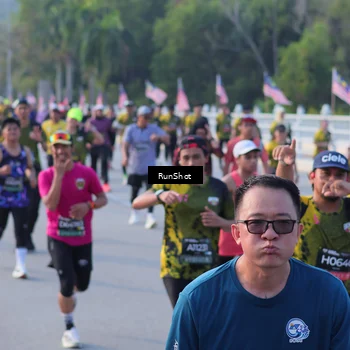 Runner Photo 7120482