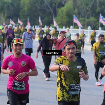 Runner Photo 7120490