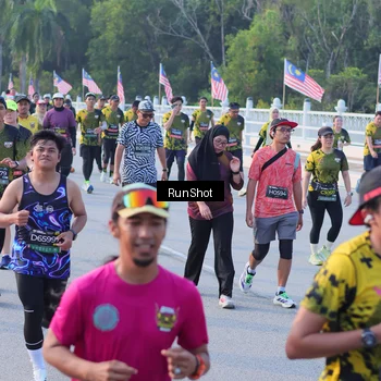 Runner Photo 7120495