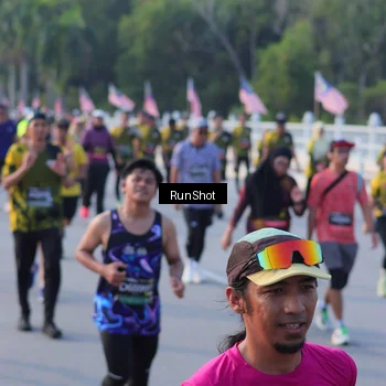 Runner Photo 7120497