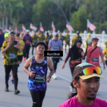 Runner Photo 7120499