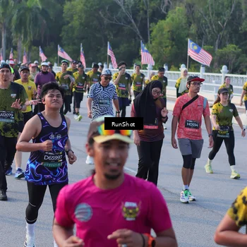 Runner Photo 7120502