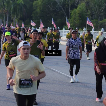 Runner Photo 7120513