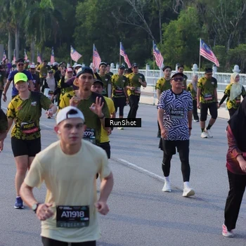 Runner Photo 7120519