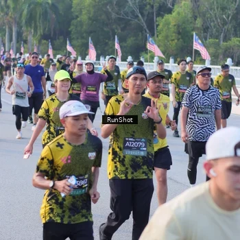 Runner Photo 7120522