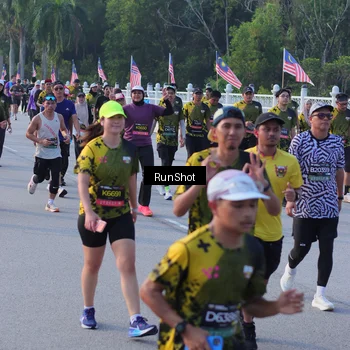 Runner Photo 7120529