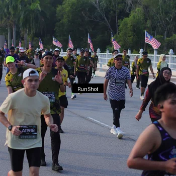 Runner Photo 7120530