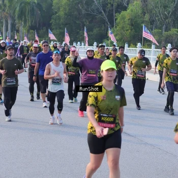 Runner Photo 7120542