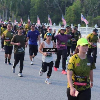 Runner Photo 7120544