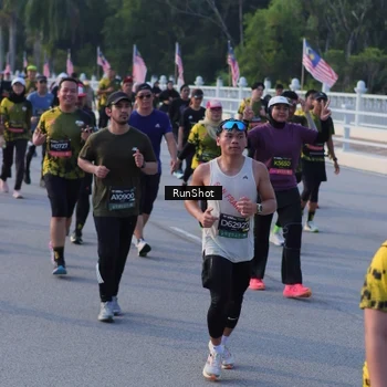 Runner Photo 7120551