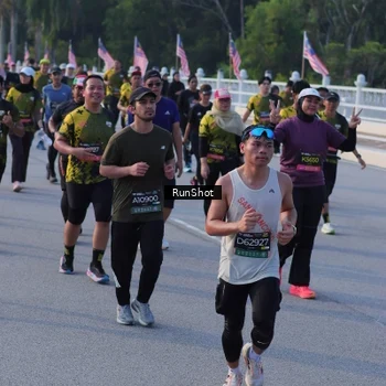 Runner Photo 7120554