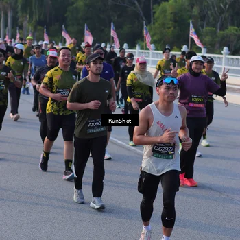 Runner Photo 7120555